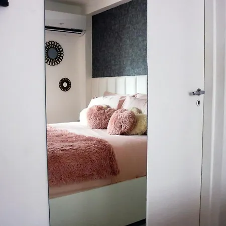Apartamento Com Varanda Vista Mar *