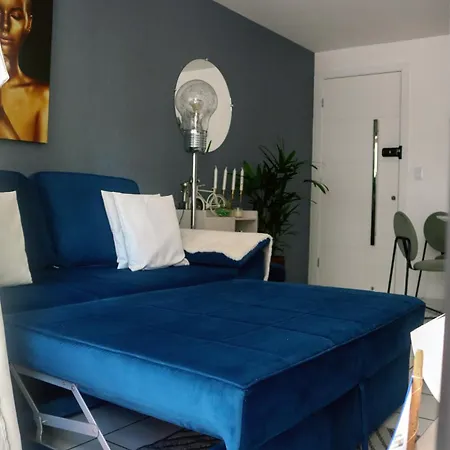 Apartamento Com Varanda Vista Mar